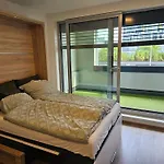 New Apartment - O2 Arena Prague With Parking